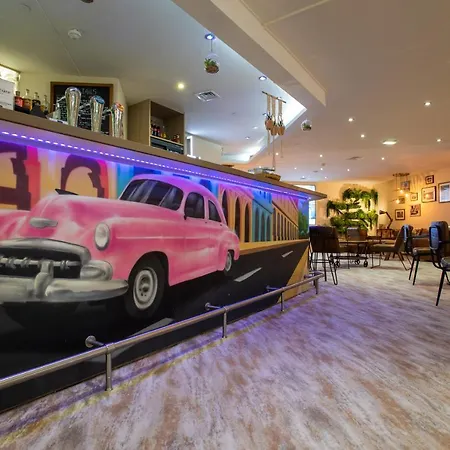 Mercure Centre Vieux Port 4* Μασσαλία